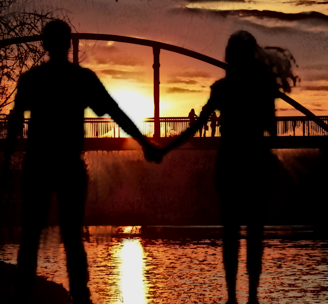 ...она протянула ему руку и доверчиво пошла туда, куда он её повёл. В новый этап её жизни...