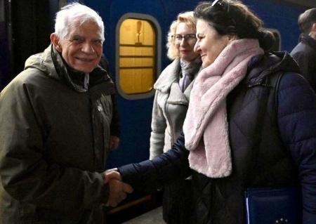    Боррель решил навестить киевский режим перед отставкой