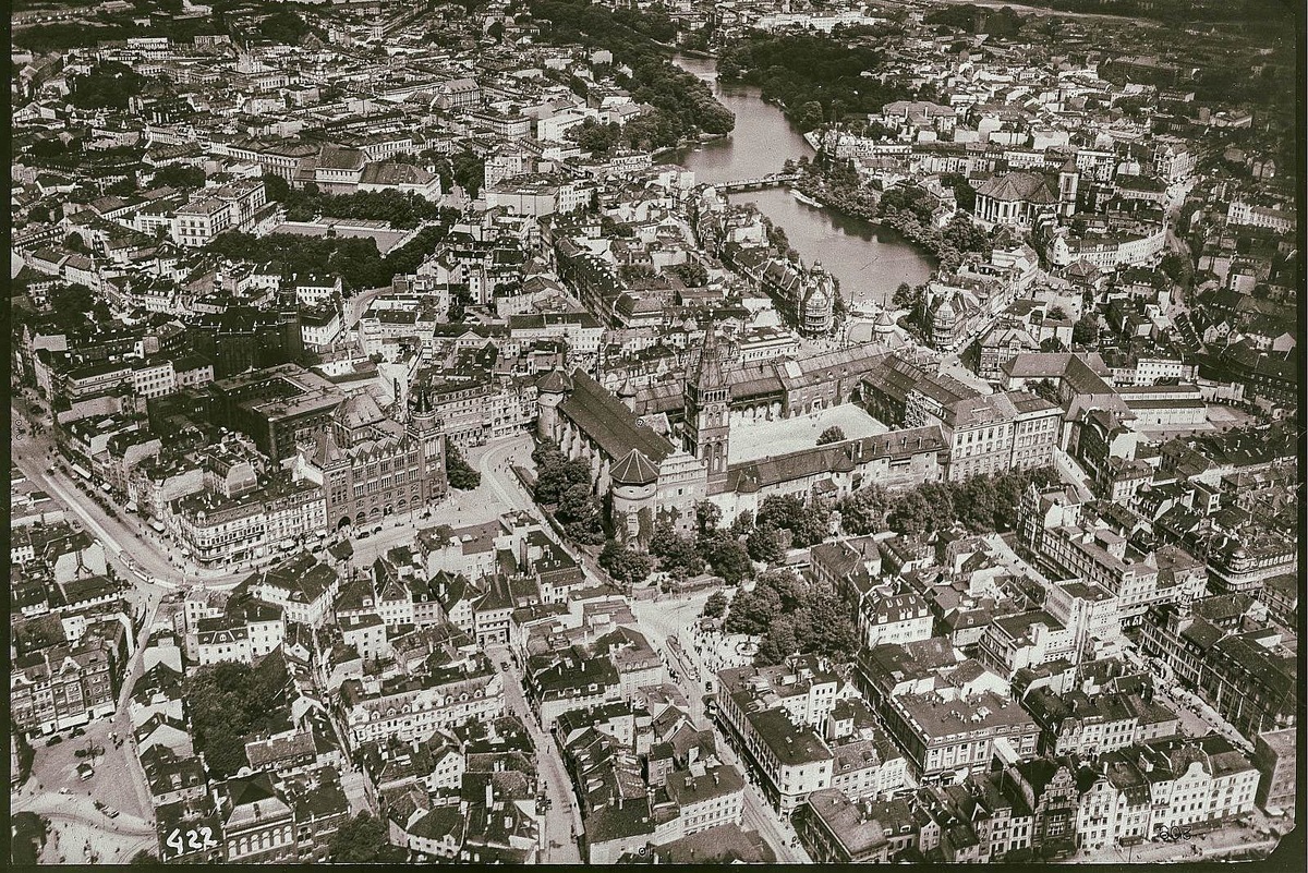 Как выглядел Калининград больше века назад (источник: https://www.newkaliningrad.ru/special/koenigrad/ )