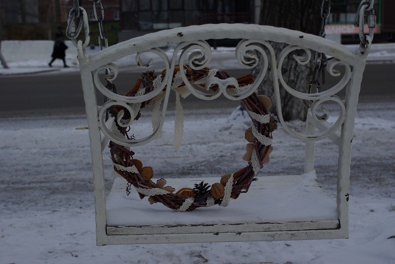 на улице Декабрьских событий в декабре