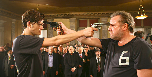 Взявшие ипотеку с вариативной ставкой.