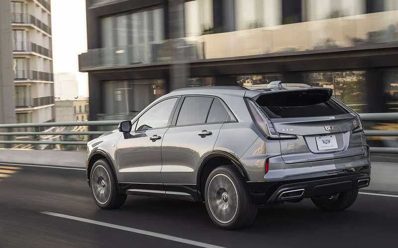    Cadillac XT4
