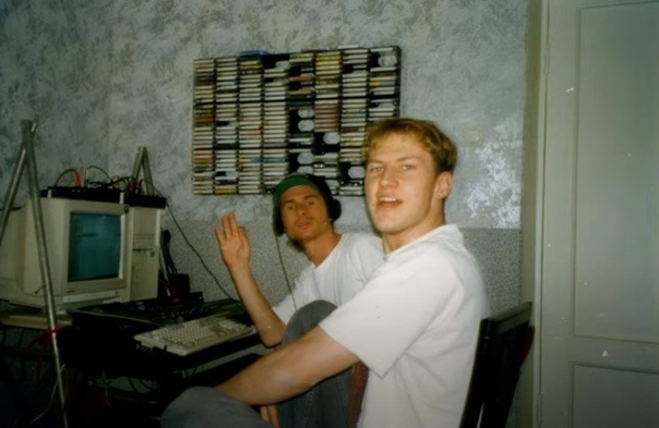 Изображение из свободного доступа: Антон Дмитренко и Юрий Усачёв