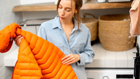    После стирки пух в куртке сбился в комки: простой способ вернуть пуховику форму Татьяна Сидорова