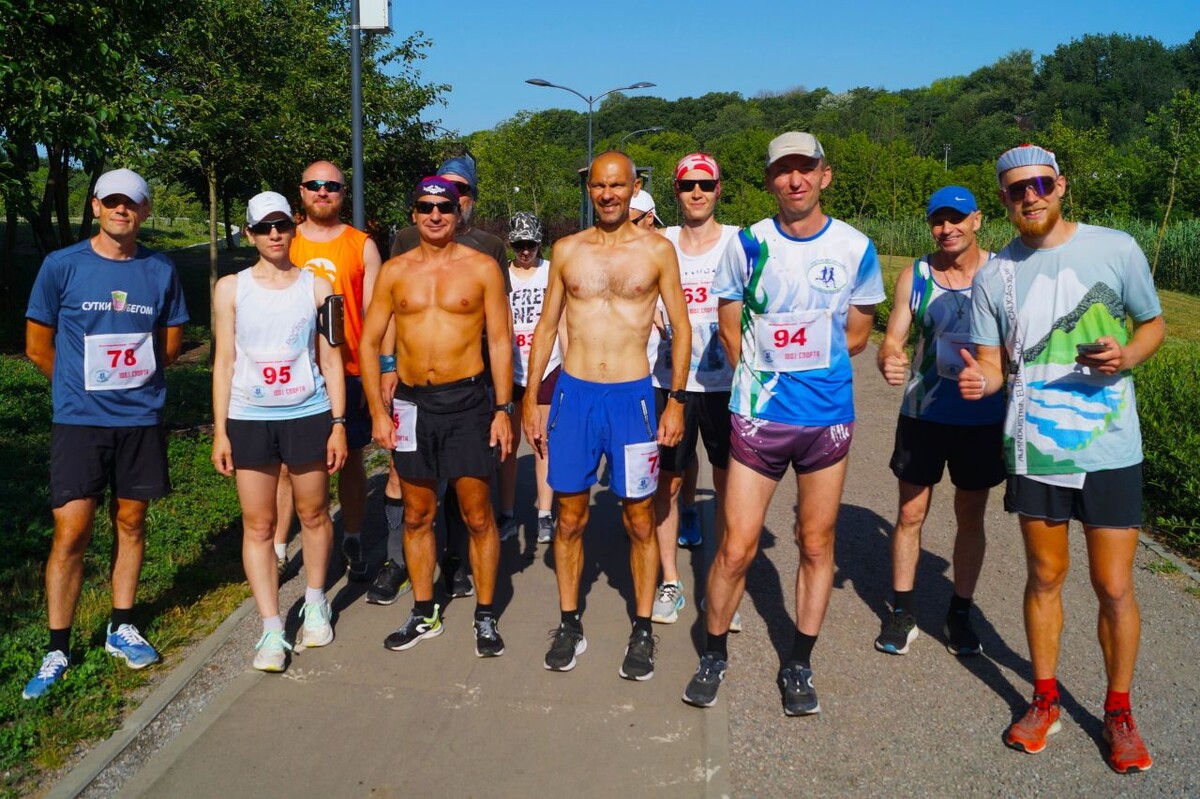 Фото с мини-бэкъярда в экопарке (лето 2024). 