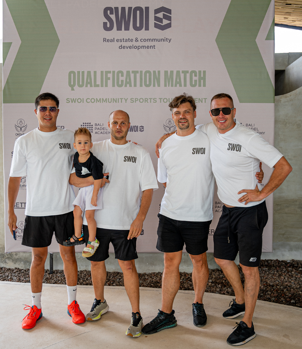 Команда SWOI Development Group на турнире по игре в падел, Бали, май 2024 