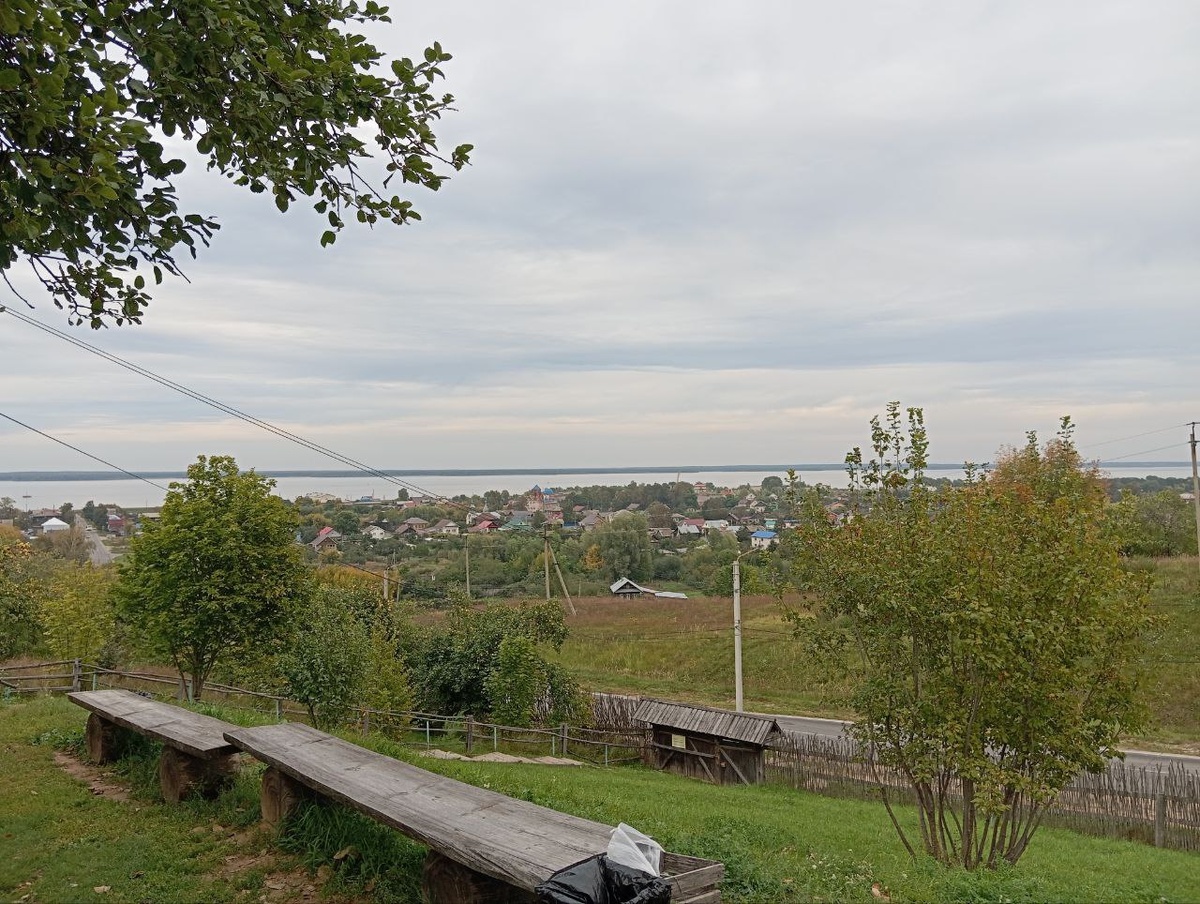  Осюда открывается прекрасный вид на Волгу, т.к.музей расположен на самой высокой точке города. 