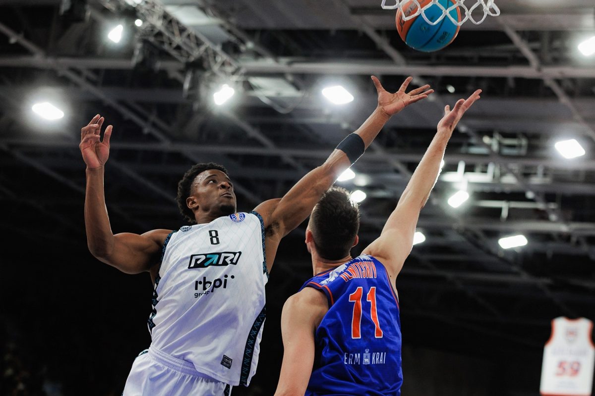    Зак Наталл с 24 набранными очками стал самым результативным в составе нижегородского клуба