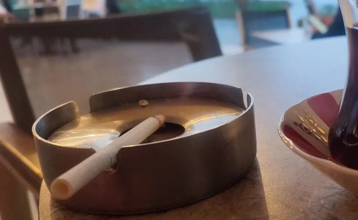    На Мальдивах передумали. И разрешили туристам ввозить блок сигарет вместо одной пачки