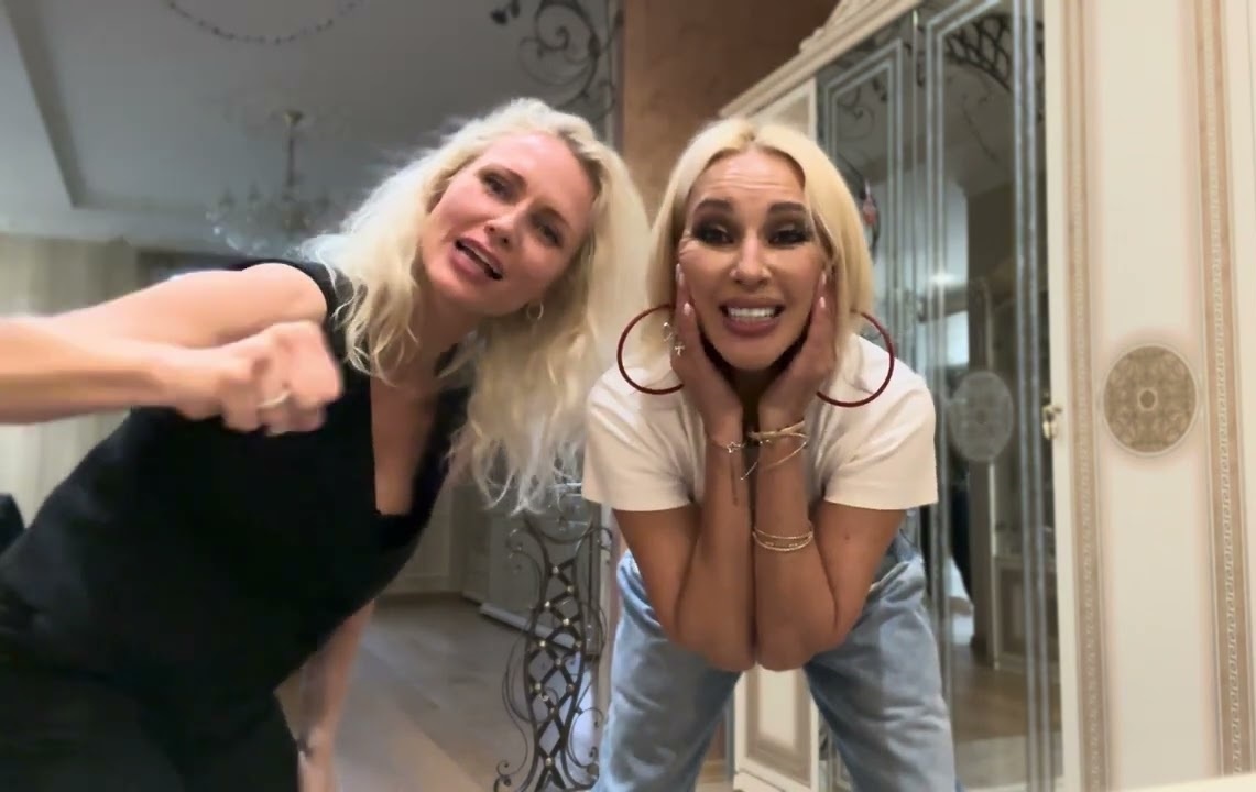 Катя Гордон и Лера Кудрявцева