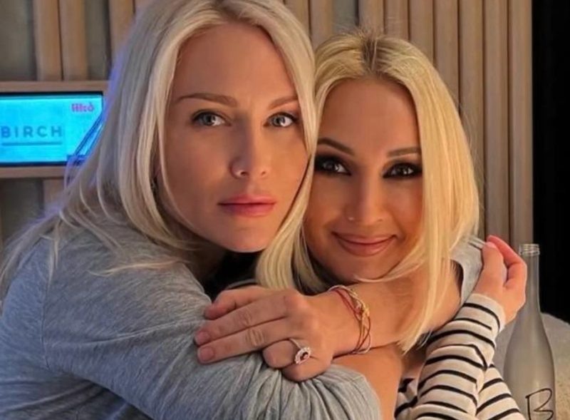 Катя Гордон и Лера Кудрявцева