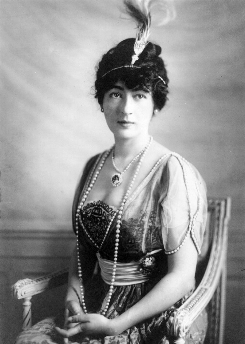 Портрет Эвелин Маклин (1914) с бриллиантом "Хоуп"