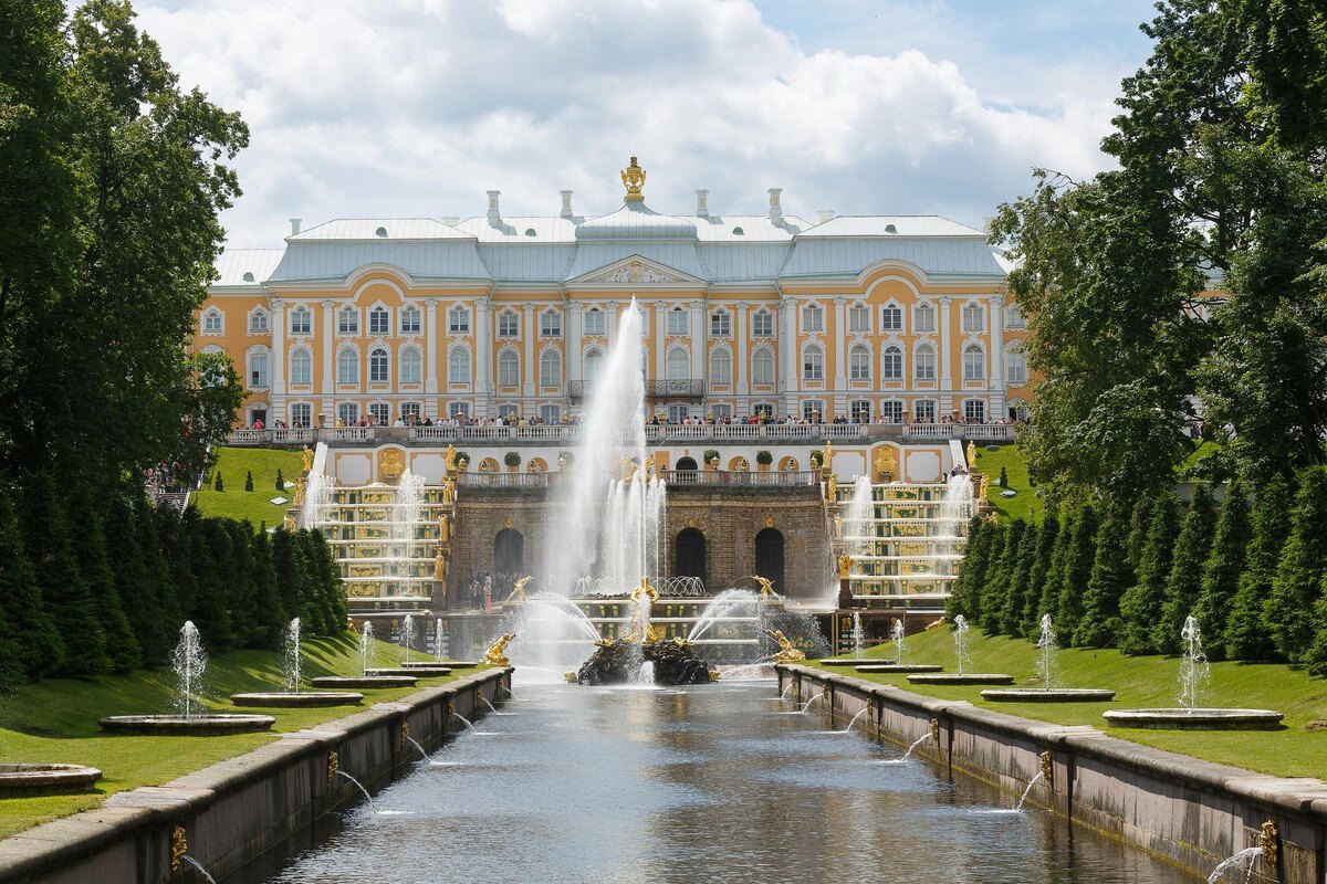 Музей-заповедник «Петергоф»