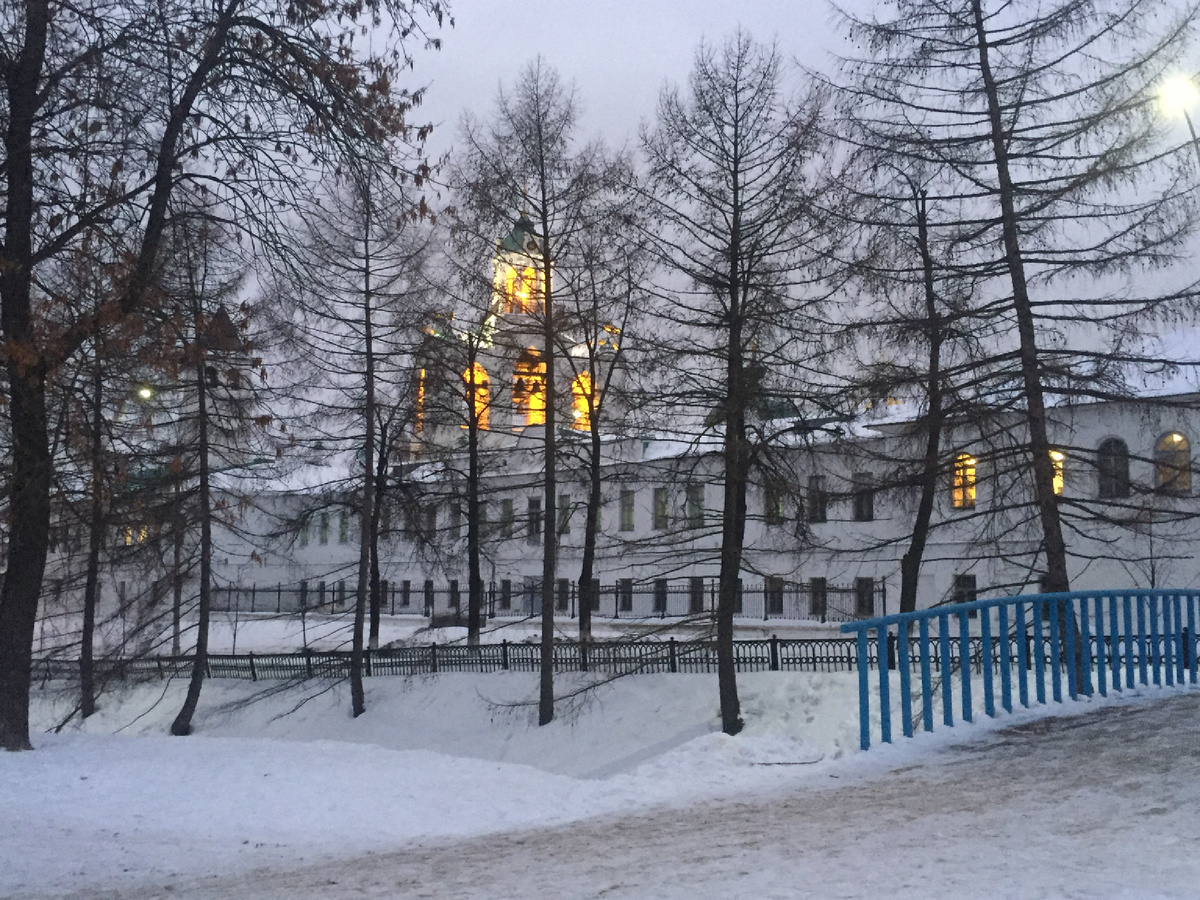 Вид на «Кремль» Ярославля