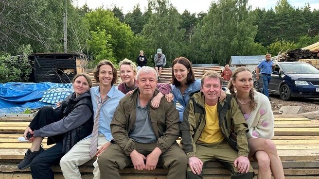Актёры сериала «Макрон». Фото Яндекс.Картинки