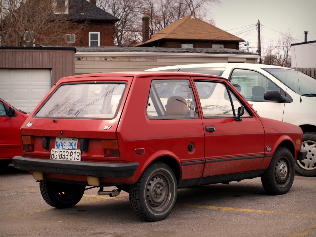 Zastava-Yugo сзади. Источник фото: Pinterest.ru
