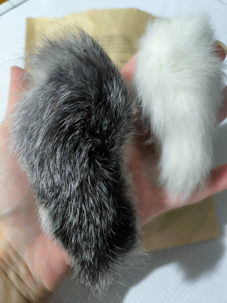 Так выглядят натуральные лакомства-игрушки для кошек. 