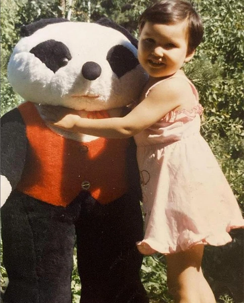 Салтанат в детстве