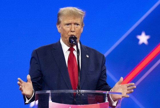    Дональд Трамп