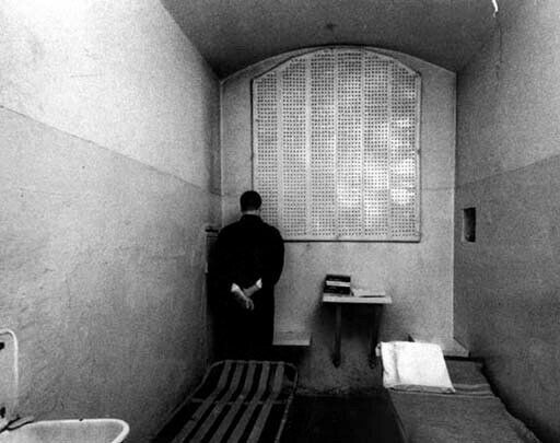 Валерий Долгов в одиночке 