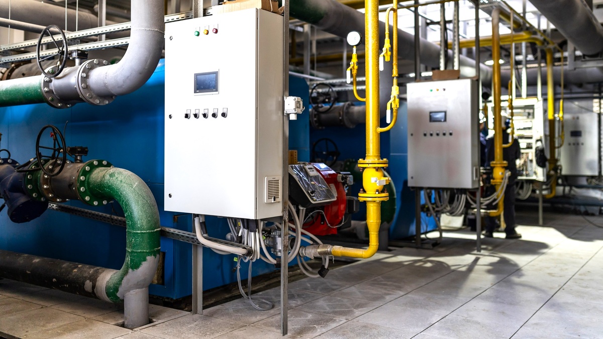    14 миллиардов рублей направят власти Югры на модернизацию коммунального комплекса