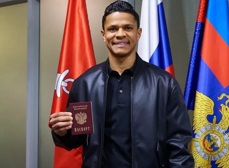    Русский только на воротах. «Зенит» теперь для легионеров? Фото #2