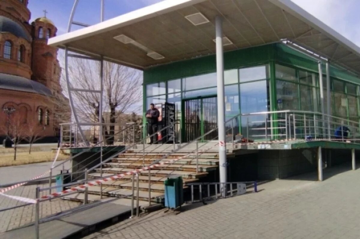    В центре Волгограда до конца года снесут галерею общепита