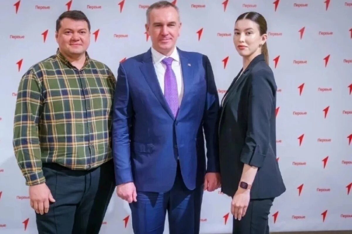    Глава округа пообщался с участниками проекта.