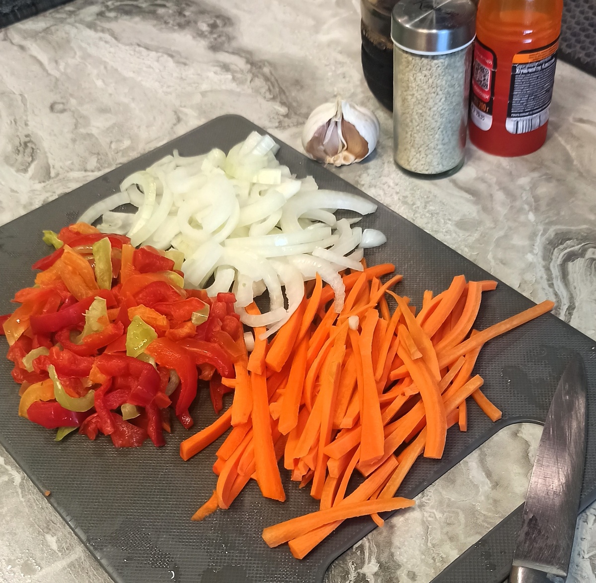 Зимой я часто использую замороженный перец