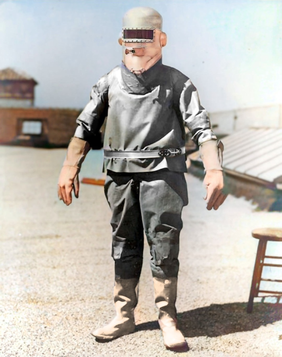 Первая модель скафандра Вили Поста. Цветовая гамма может быть ошибочна.