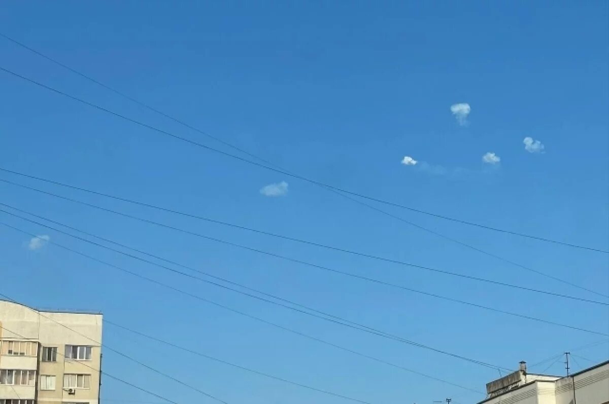    Водитель снял на видео последствия падения БПЛА, летевших в Москву