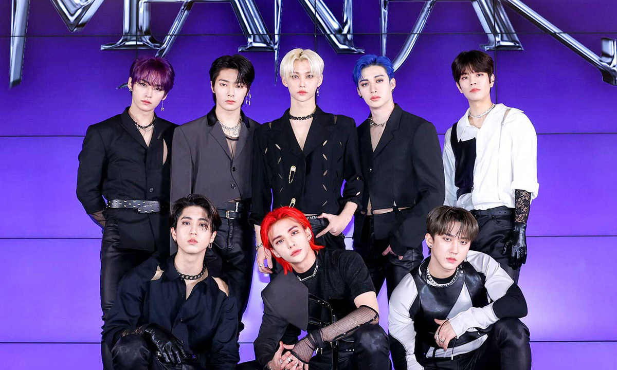 Дебют группы Stray Kids состоялся 25 марта 2018 года