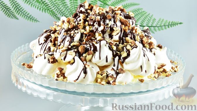 яичный белок, сахар, сок лимона, соль, масло сливочное, сгущенное молоко, шоколад тёмный, молоко, орех грецкий