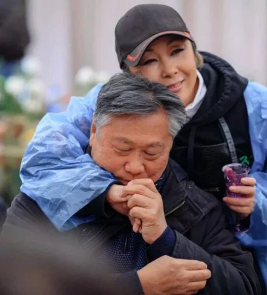    Анита Цой с мужем, фото: kakzachem.ru