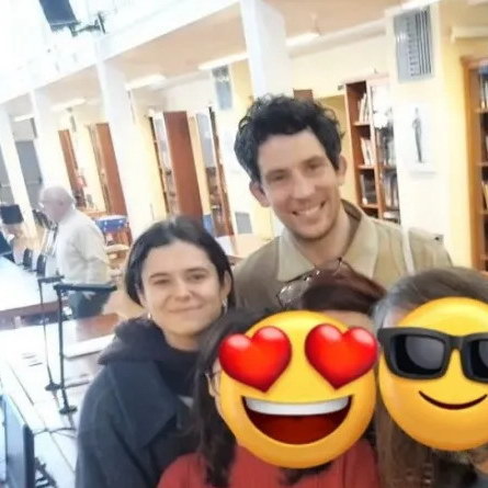     Джош О’Коннор встречается с Элисон Оливер