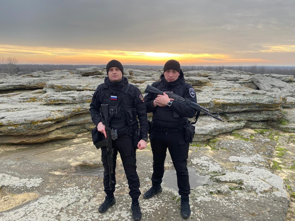 Сергей (слева) вместе с коллегой Евгением Грибовым