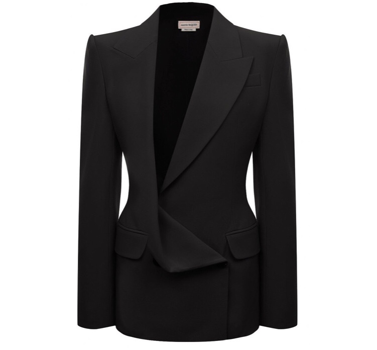 Источник: https://www.tsum.ru