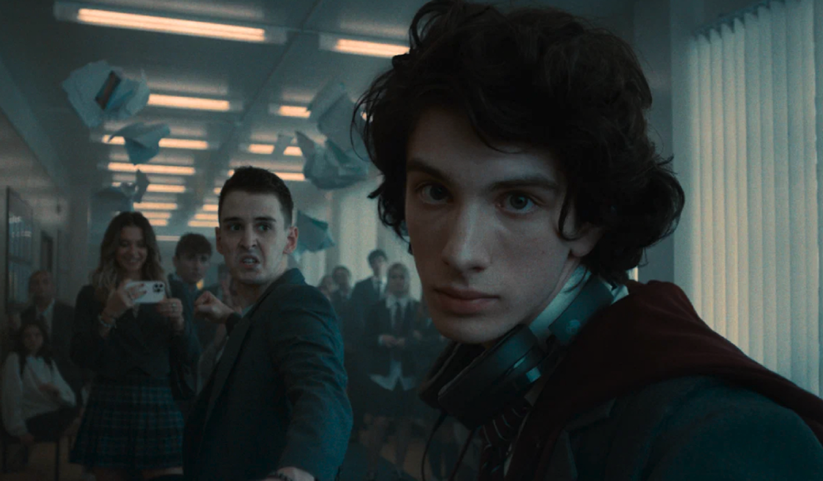    Марк Эйдельштейн. Кадр из фильма "Сто лет тому вперед" (2024)