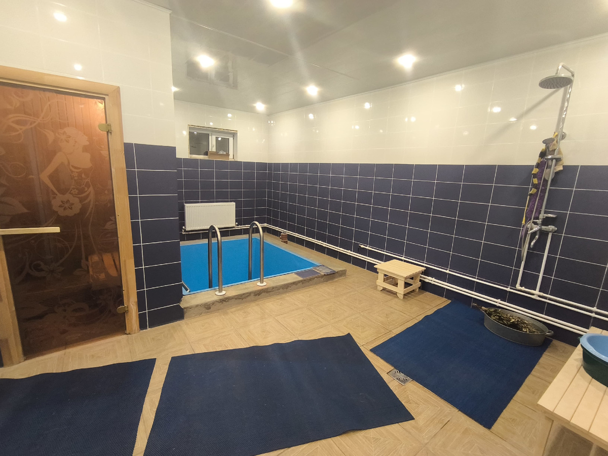 Бассейн - лучшее развлечение для детей