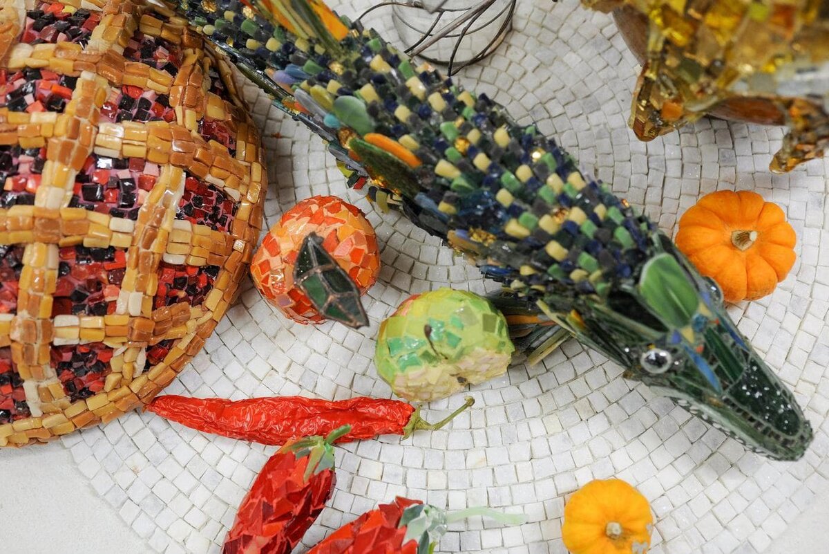    Коллектив авторов. "Скатерть-самобранка". Куратор Ксения Вардоиани. Предоставлено организаторами