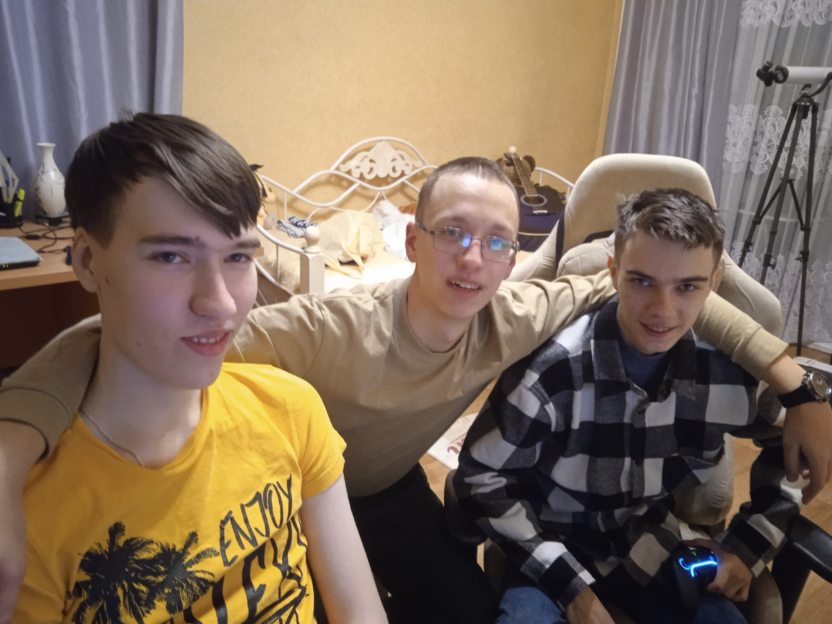 Подготовка к стриму, настройка аппаратуры и фото для мамы.