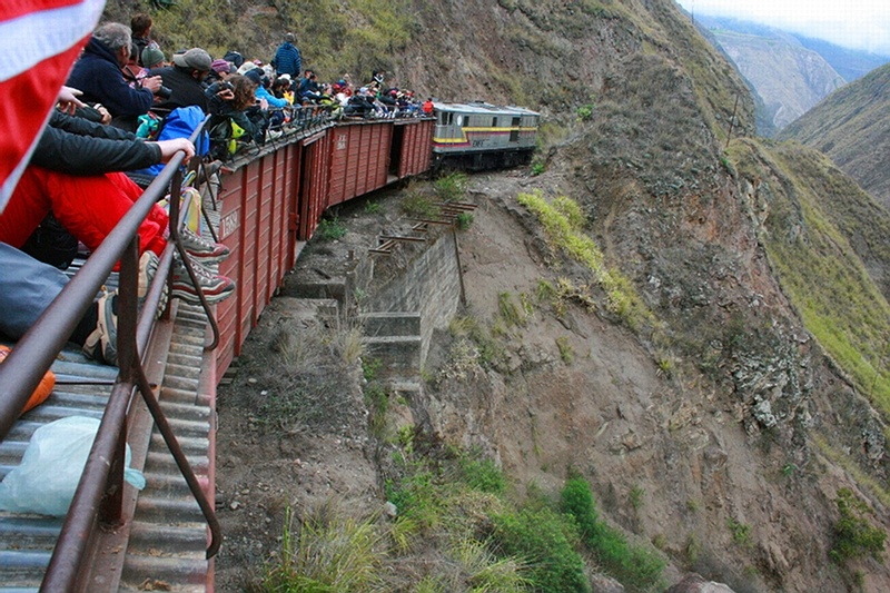 Нос Дьявола в Эквадоре // фото из интернета
