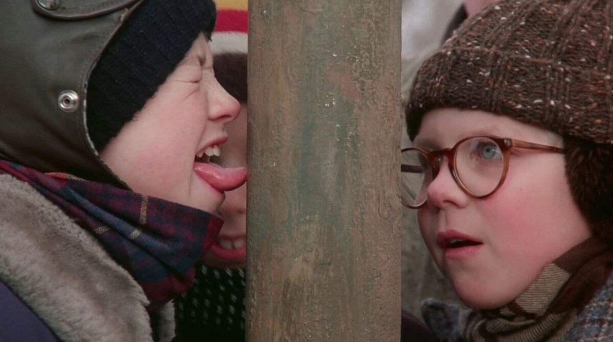    Если вы прилипли языком к столбу — главное, не паниковать. Источник изображения: imdb.com