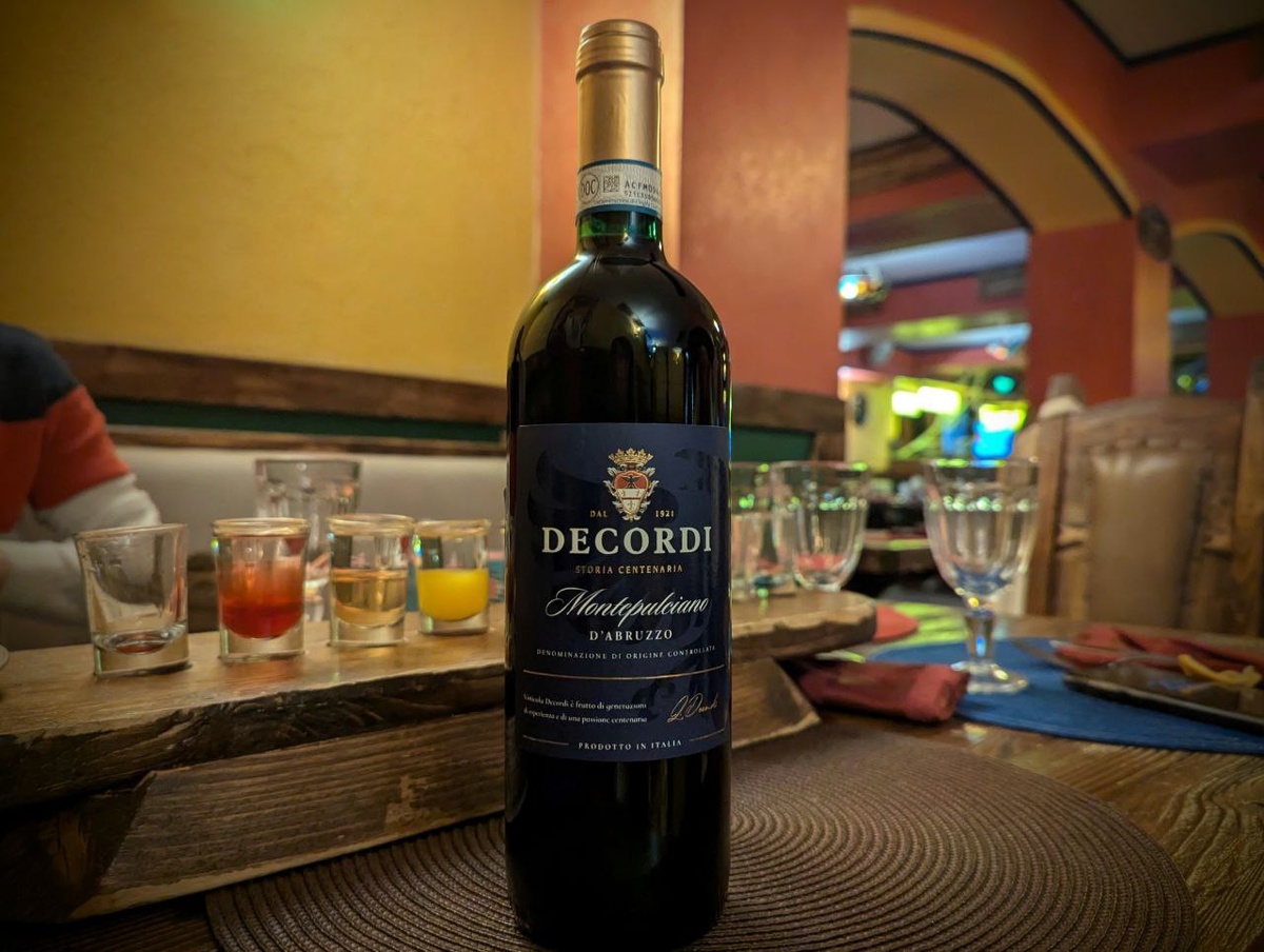 Итальянское вино Decordi Montepulciano 