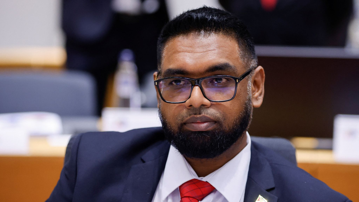 Президент Гайаны Мохамед Ирфаан Али - лидер коммунистической партии и при этом "шейх" "карибского Кувейта"