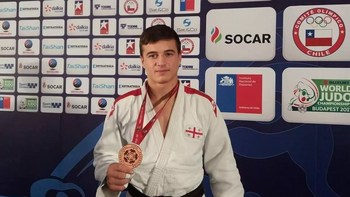 © courtesy of Vladimir Akhalkatsy