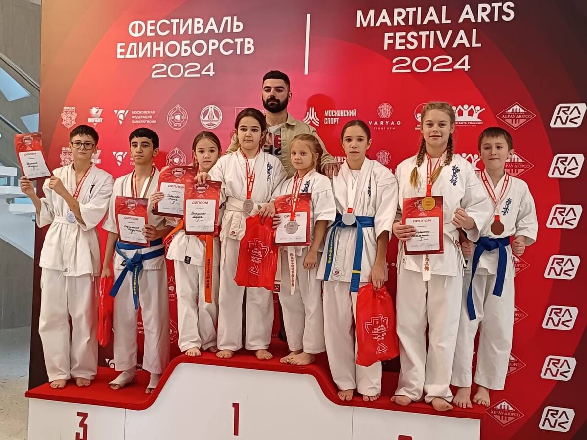 9 ноября в г.Москва прошел Фестиваль Единоборств в котором приняло участие более 150 спортсменов.-3