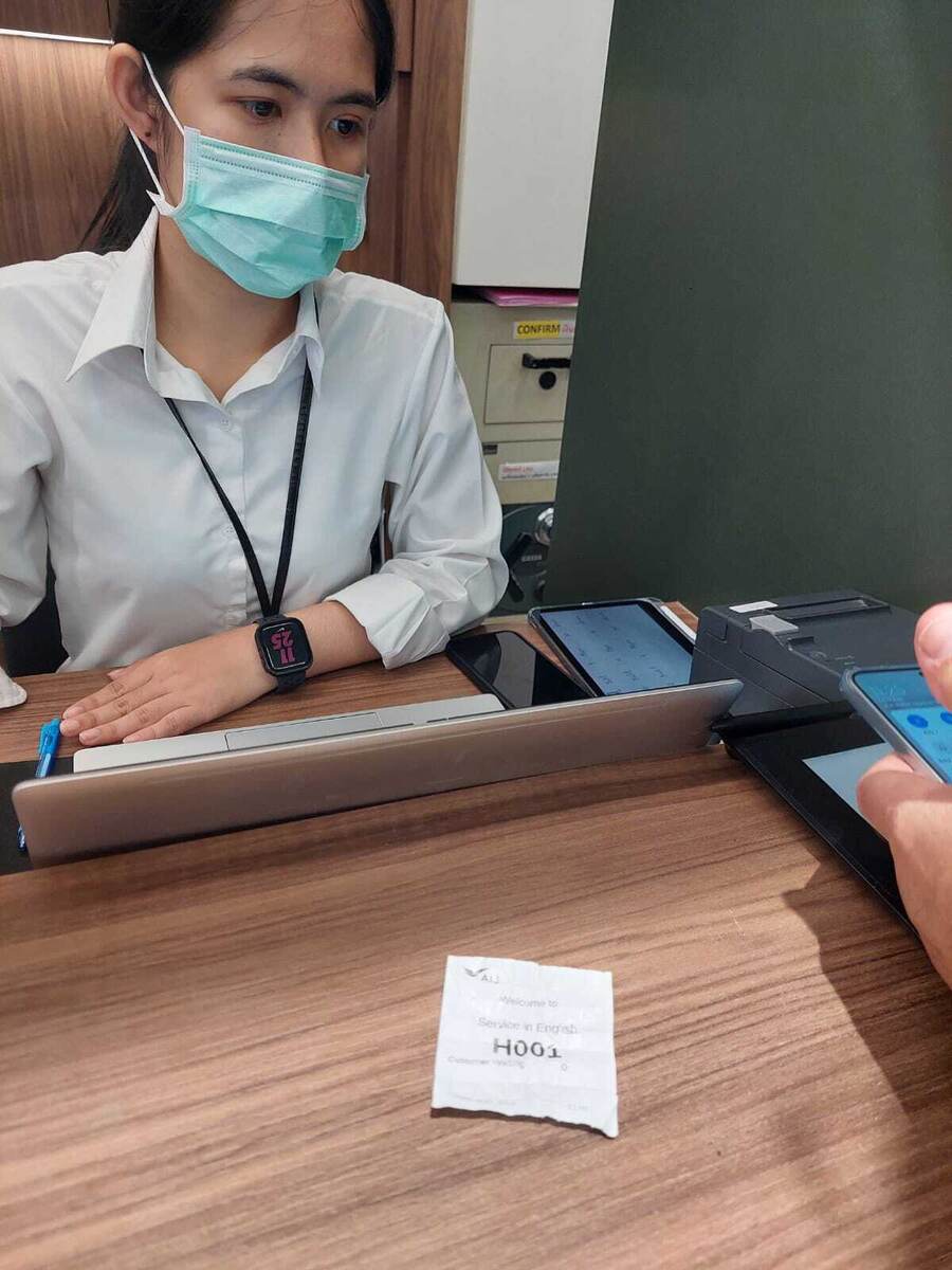 На  один талон приняла сразу двух клиентов. Опт! 