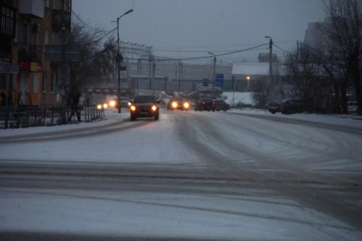    Томичи встали в 10-балльных пробках после выпавшего снега