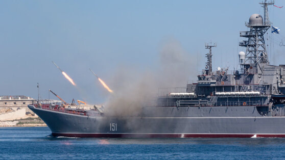    РФ и Индонезия провели военно-морские учения в Яванском море Андрей Галкин